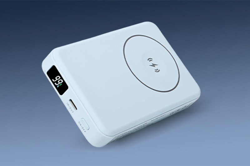 The difference between mobile power and power bank.