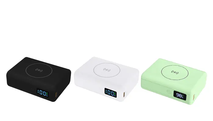 The world's smallest 45W power bank